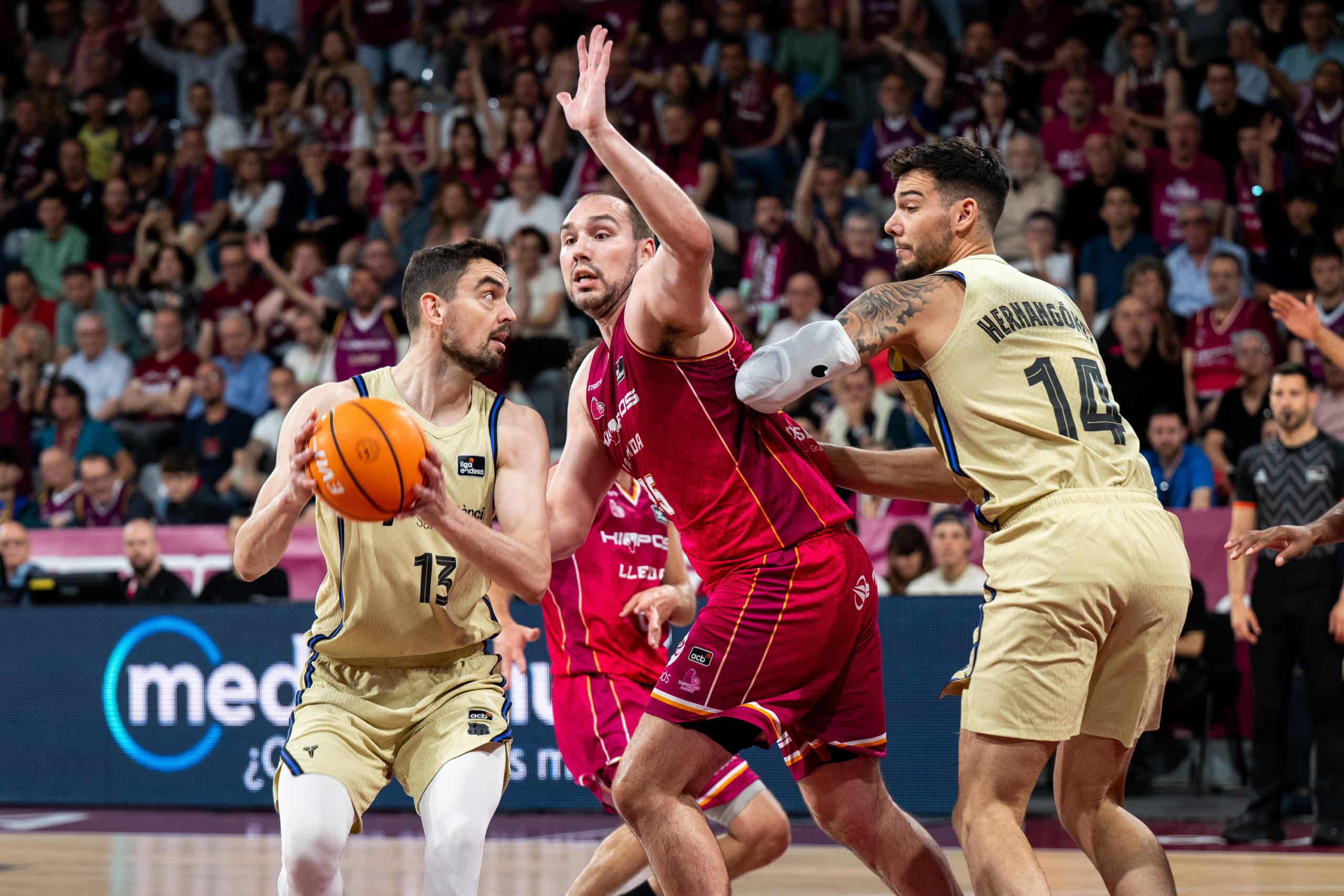 El Barça Tropieza en Lleida y Deja Escapar una Oportunidad de Oro en la Liga Endesa