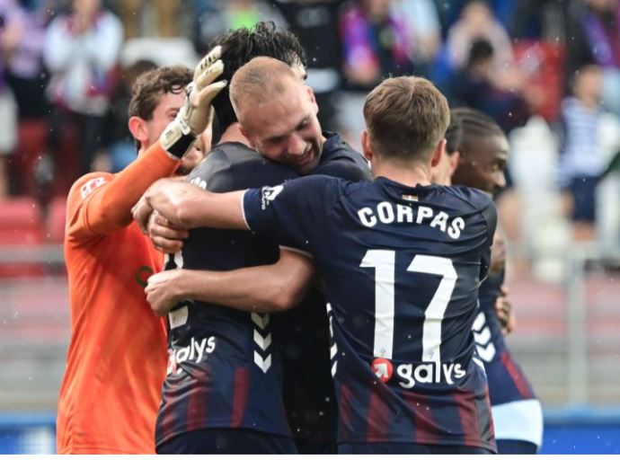 El Eibar se aferra a la esperanza tras una remontada emocionante frente al Huesca