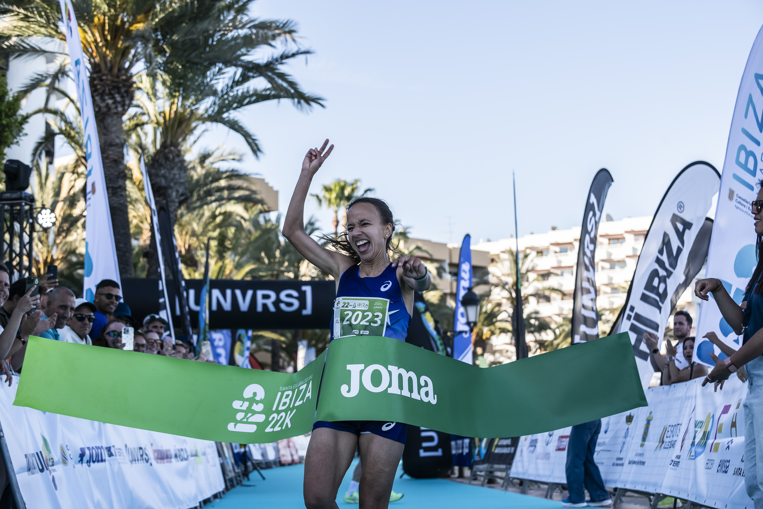 Ibiza Vibra: El Maratón que Conquista el Mundo y Rompe Barreras
