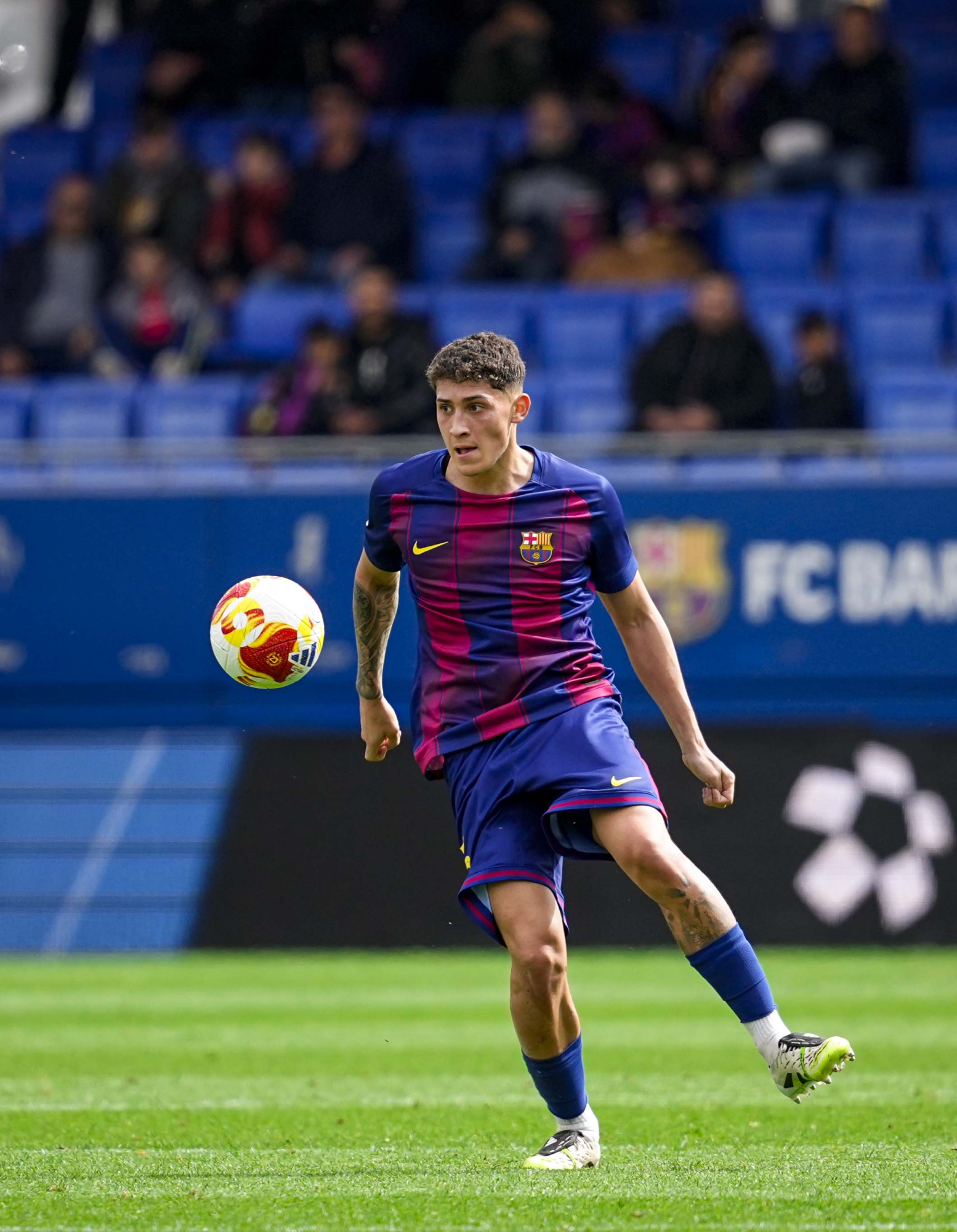 Tragedia en el Barça Atlètic: La grave lesión de Patricio Pacífico marca un punto de inflexión