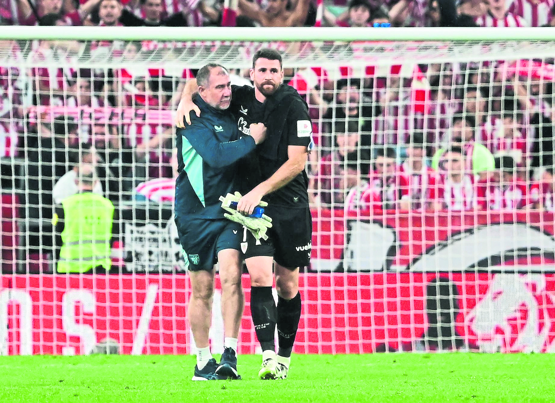 ¡San Mamés celebra un candado rojiblanco! El Athletic rompe la racha y Unai Simón se erige como héroe indiscutible