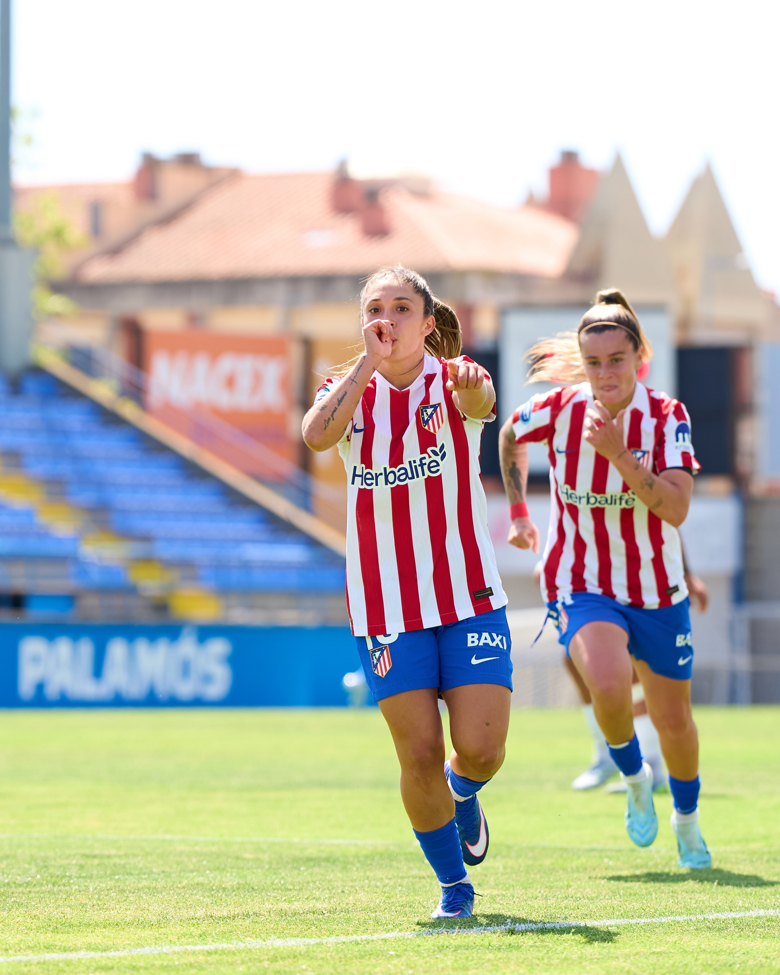 El Atlético de Madrid Femenino Sella una Victoria Clave Ante el Levante Badalona y Afina Motores para la Final de Copa