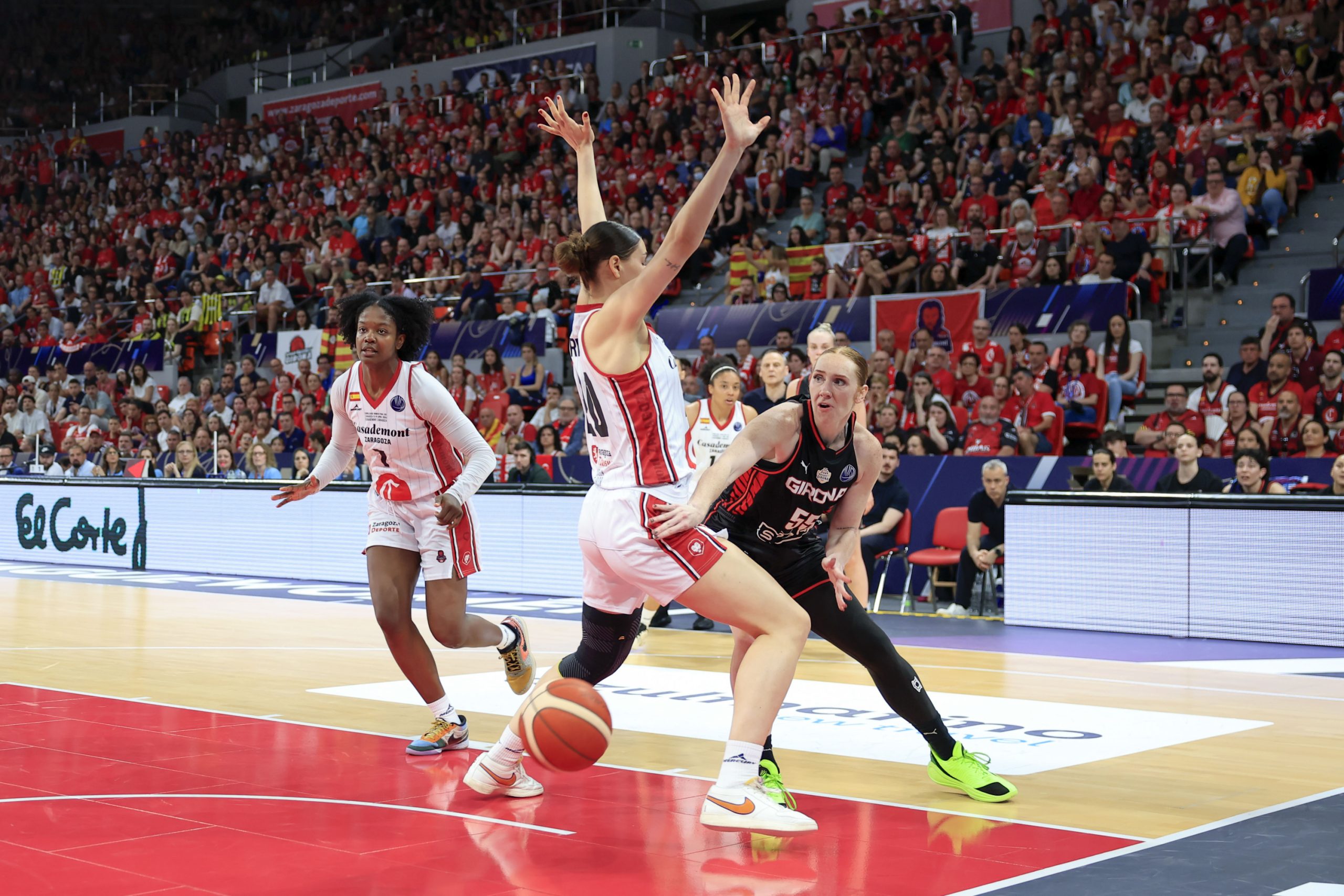 ¡Adiós, Bibby! La Estrella Australiana Deja el Spar Girona para Conquistar la WNBA