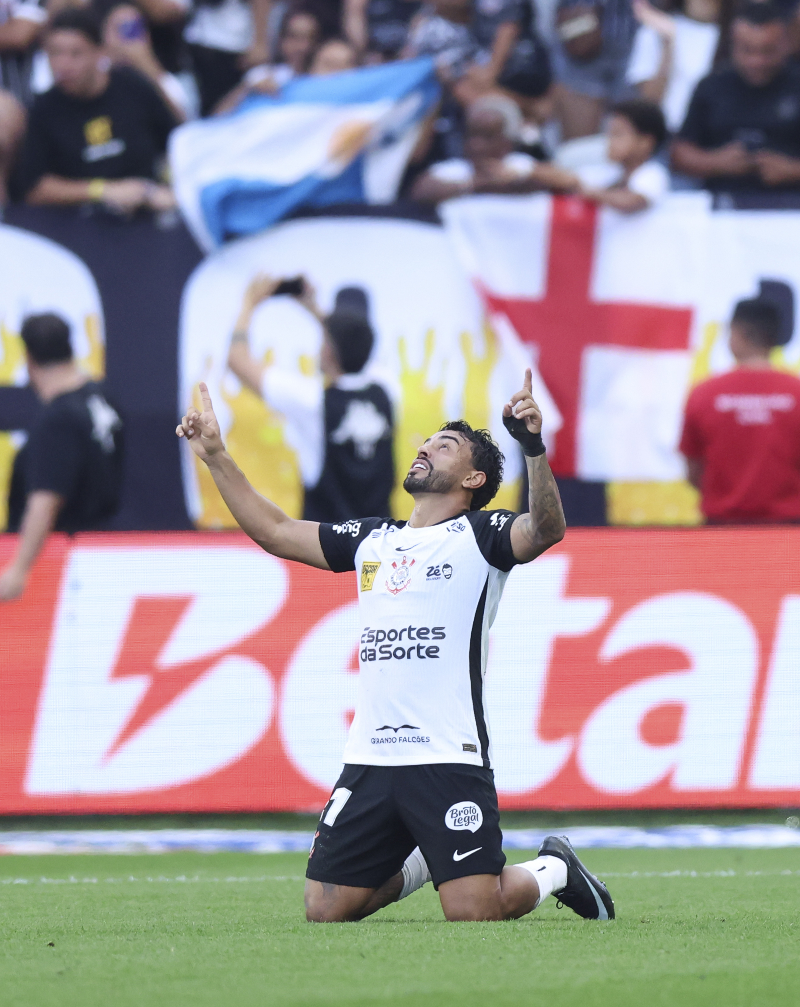 Brasileirão al Rojo Vivo: Corinthians y Gremio Respiran, Santos se Hunde en el Abismo