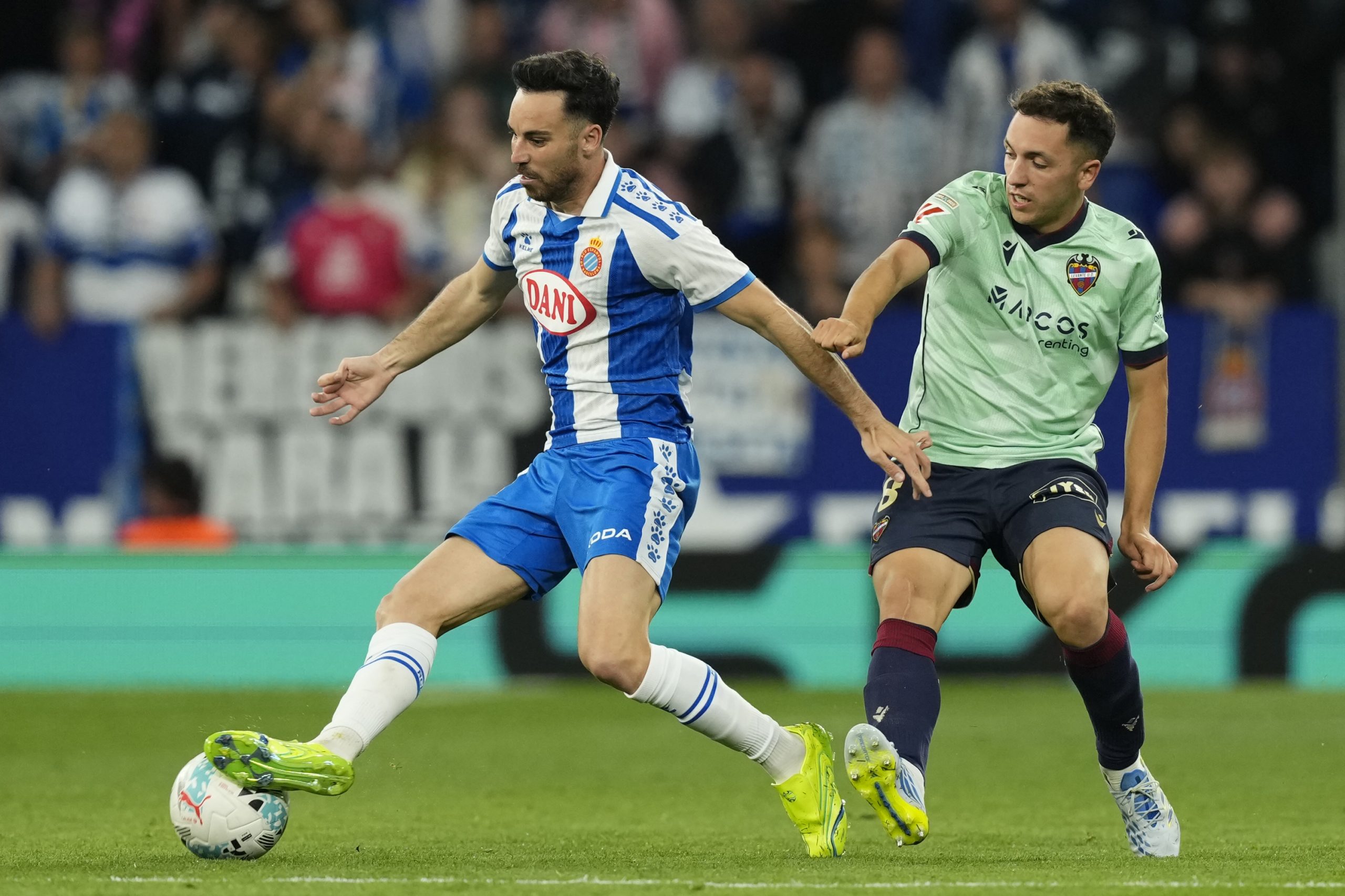 Levante Resiste en Cornellà: Olasagasti Confía en la Lucha por la Permanencia