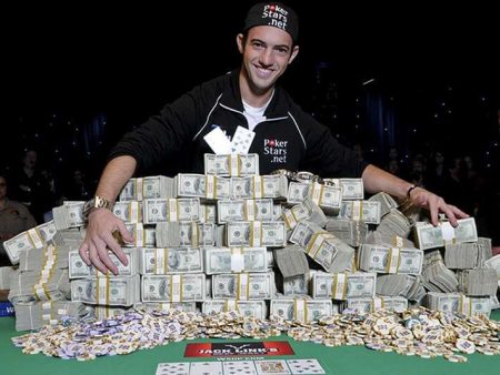 Elegimos los 5 jugadores de póker más ricos en