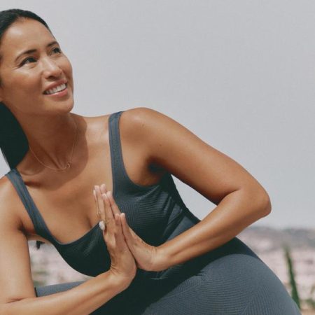 Xuan Lan, experta en yoga: «La mejor práctica para que el cuerpo se enfríe especialmente en verano»