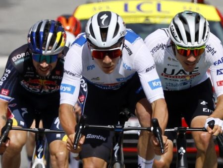 Arde el mercado ciclista, con Roglic, Evenepoel, Ayuso y Movistar como protagonistas