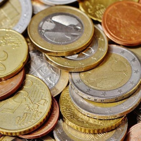 Monedas de 2 euros con valor de lujo: cómo identificar las más cotizadas en el mercado