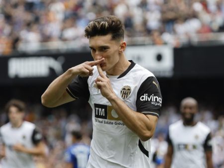 El Valencia rechaza una gran oferta por Pepelu