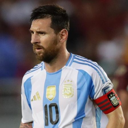 Messi anuncia su último partido con Argentina como local en unas eliminatorias