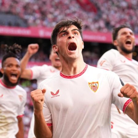 Juanlu, muy ‘caliente’ con el Nápoles