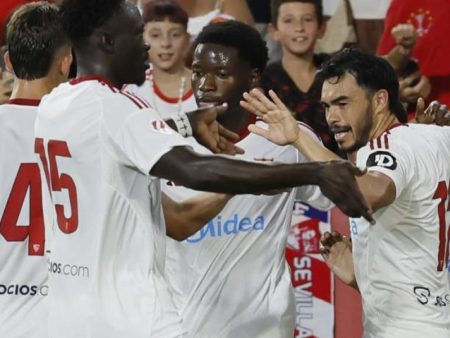 2-2: El Sevilla de Almeyda se adjudica el trofeo Antonio Puerta en los penaltis (4-1)