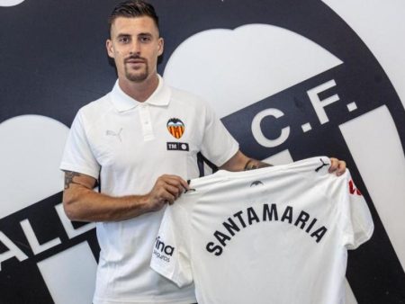 Baptiste Santamaria: “El Valencia es un gran club con una gran historia y quería jugar aquí”