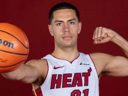 Cole Swider, un gran tirador con experiencia NBA para el Anadolu Efes