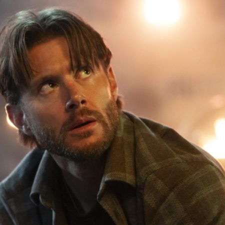 Dos meses dentro del Top 3 de las series más vistas de España: el ‘thriller’ policiaco que está arrasando en Prime Video