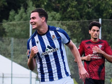 El Sanse empata ante el Mirandés y acaba invicto la pretemporada pese a todas las bajas (1-1)