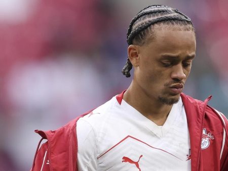 El Chelsea plantea un trueque al Leipzig por Xavi Simons