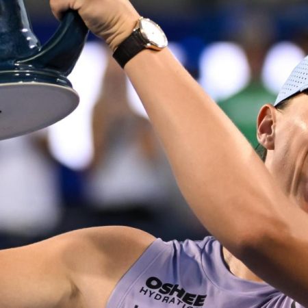 ¡Nadie puede con Swiatek! Impone en Cincinnati la misma ley que en Wimbledon y mira al US Open con otro título bajo el brazo