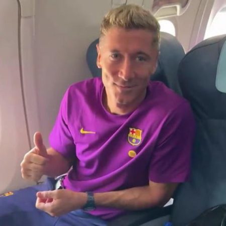 El Barça vuela a Valencia para el duelo liguero ante el Levante