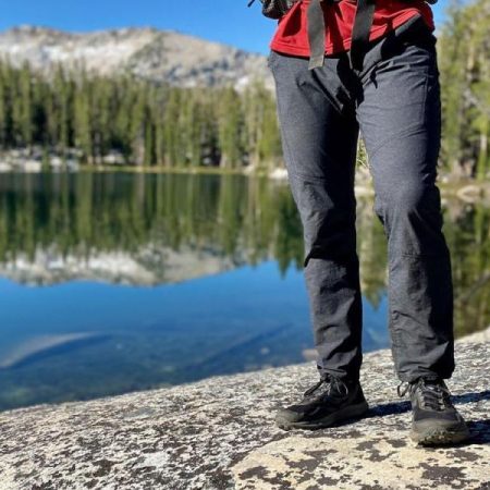 Columbia lo vuelve a hacer: sus zapatillas de senderismo más top tienen hoy un descuento superior al 30%