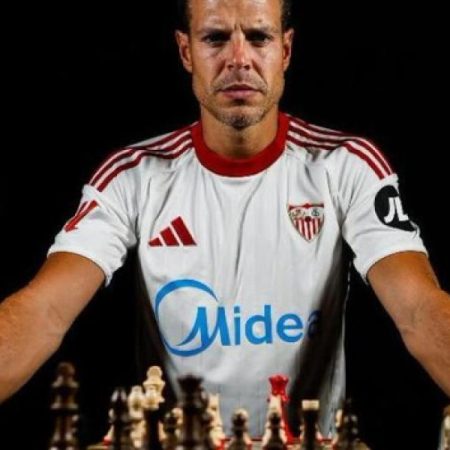 César Azpilicueta, nuevo jugador del Sevilla