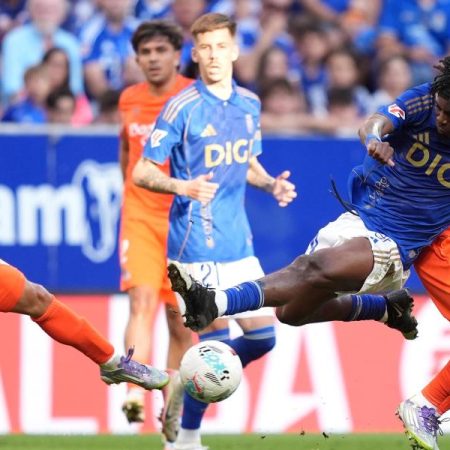 Otro error y una nefasta segunda parte echa por tierra el buen juego inicial de la Real en Oviedo (1-0)