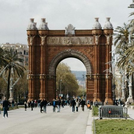 Preguntan cuál es el peor sitio de Barcelona y hay un claro ganador: "Paisaje de cemento, ruido y humo"