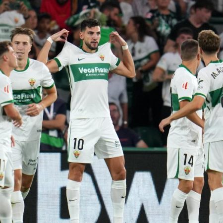 El Elche domina con claridad la estadística ante el Oviedo en casa