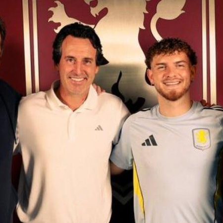 Elliott (Liverpool), tercer refuerzo para Emery en el último día de mercado