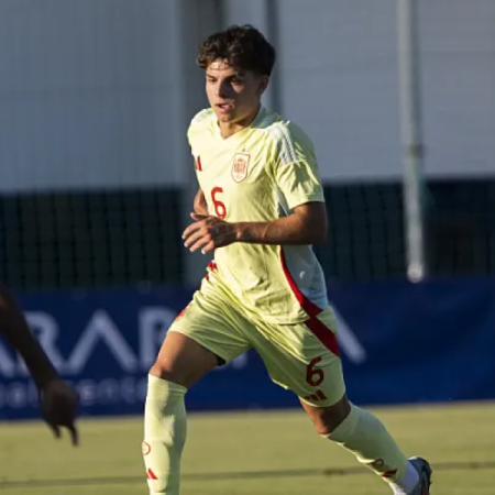 Xavi Espart y Juan Hernández ganan a Shane Kluivert