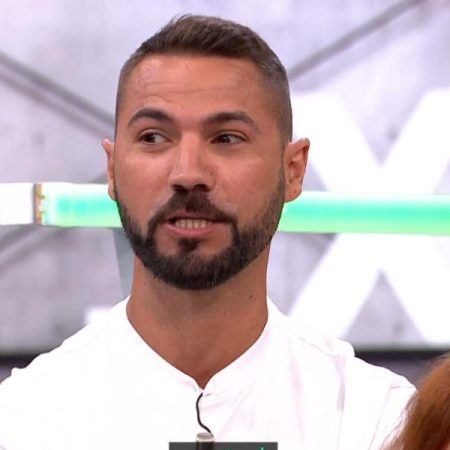 Joao Oliveira, joven pluriempleado: “Un sueldo es para pagar y el segundo es para sobrevivir, no para vivir bien”