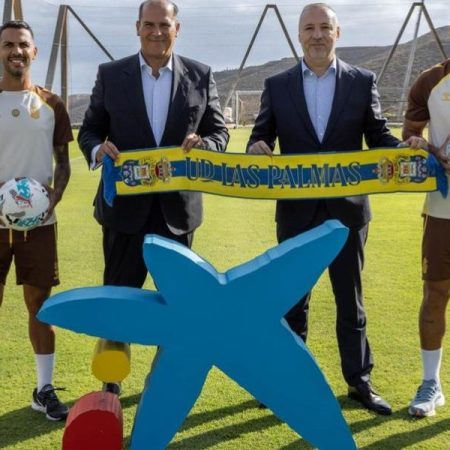 UD Las Palmas y CaixaBank renuevan su alianza estratégica