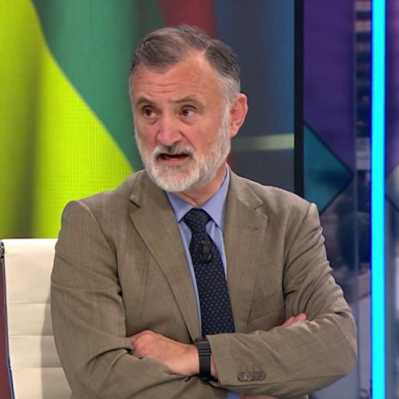 Juan Rodríguez Garat, almirante español, revela las intenciones reales de Putin en Polonia: “Está probando los límites”