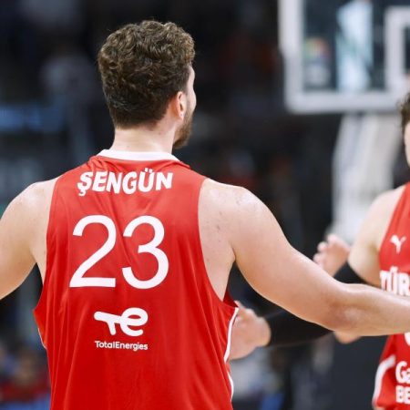 Grecia – Turquía: resultado y resumen | Eurobasket 2025: semifinales de baloncesto