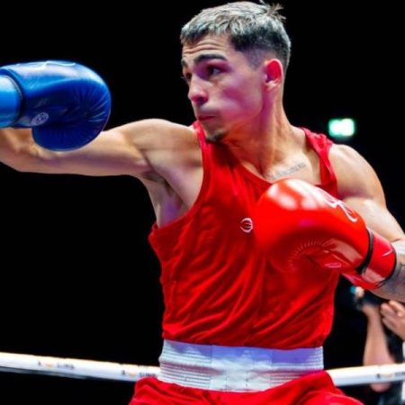 Histórica plata de Rafa Lozano Jr. tras caer en la final del Mundial de boxeo de Liverpool