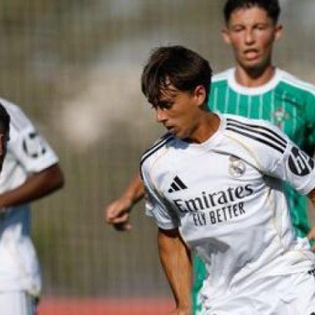 El Castilla cae en el aplazado ante el Racing de Ferrol 