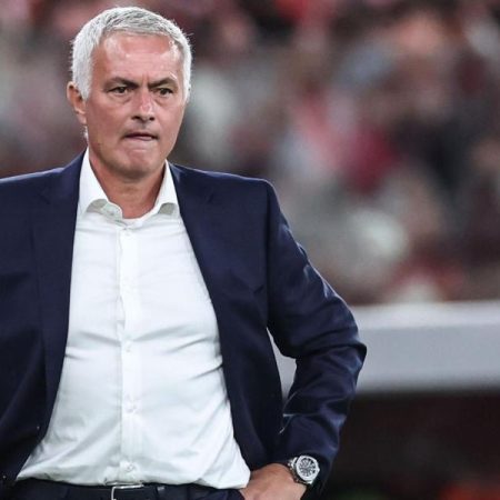 1-1: Mourinho regresa a Da Luz y sufre su primer tropiezo con el Benfica