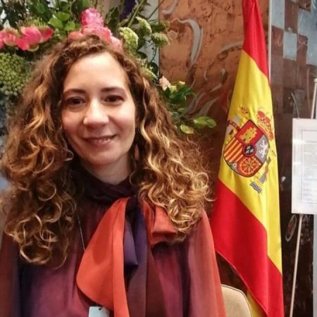 Yael Cobano, rabina: “Siempre que alguien sabe que eres judío, se acerca y pareciera que eres el primer portavoz de la guerra y de lo que está pasando en Israel”