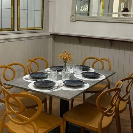 “Si buscas un restaurante que sea acierto seguro para ir con alguien especial, apunta bien”: el restaurante en Valencia con cocina de mercado con platos desde 2,5 euros