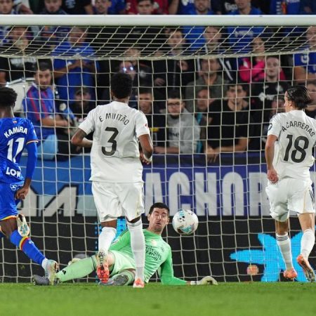 Toque de atención de Xabi Alonso  y bronca de Courtois