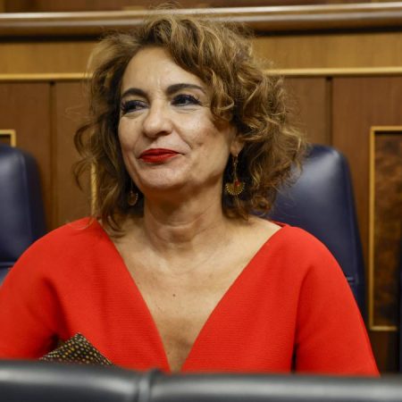 Hacienda lo confirma: la Seguridad Social regala más de 1.000 euros a las familias que convivan con personas mayores de 65 años