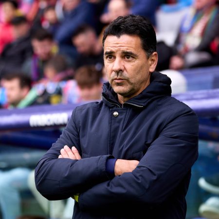 Míchel, en la Encrucijada: ¿Continuidad en Girona o el Seductor Proyecto del Villarreal?