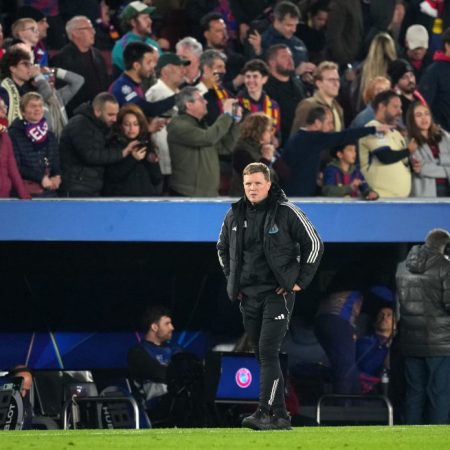 Newcastle Keeps Howe On Bench As Strategic Changes Considered