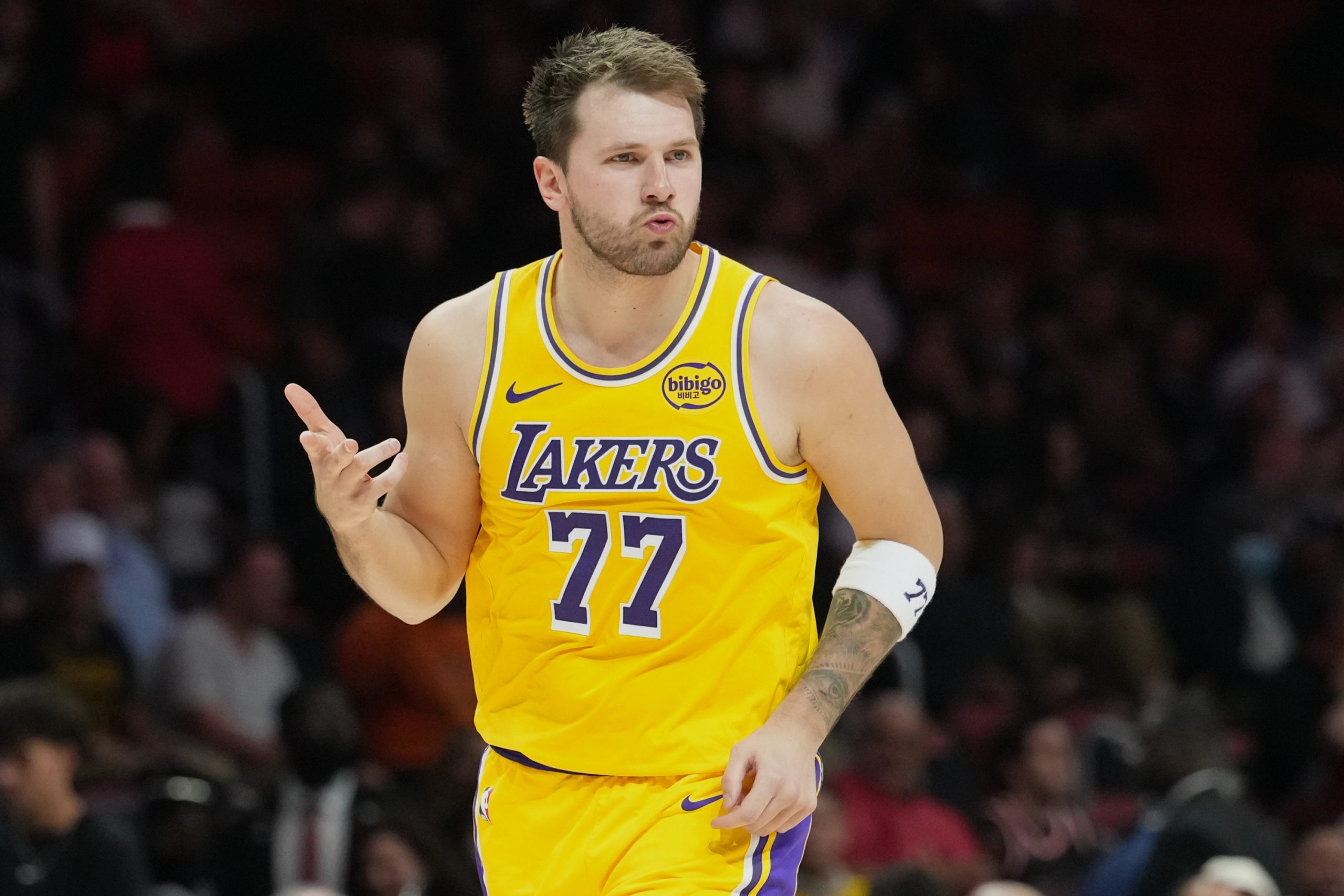 Doncic Desata una Tormenta de 60 Puntos en Miami: ¿El Nuevo Kobe?