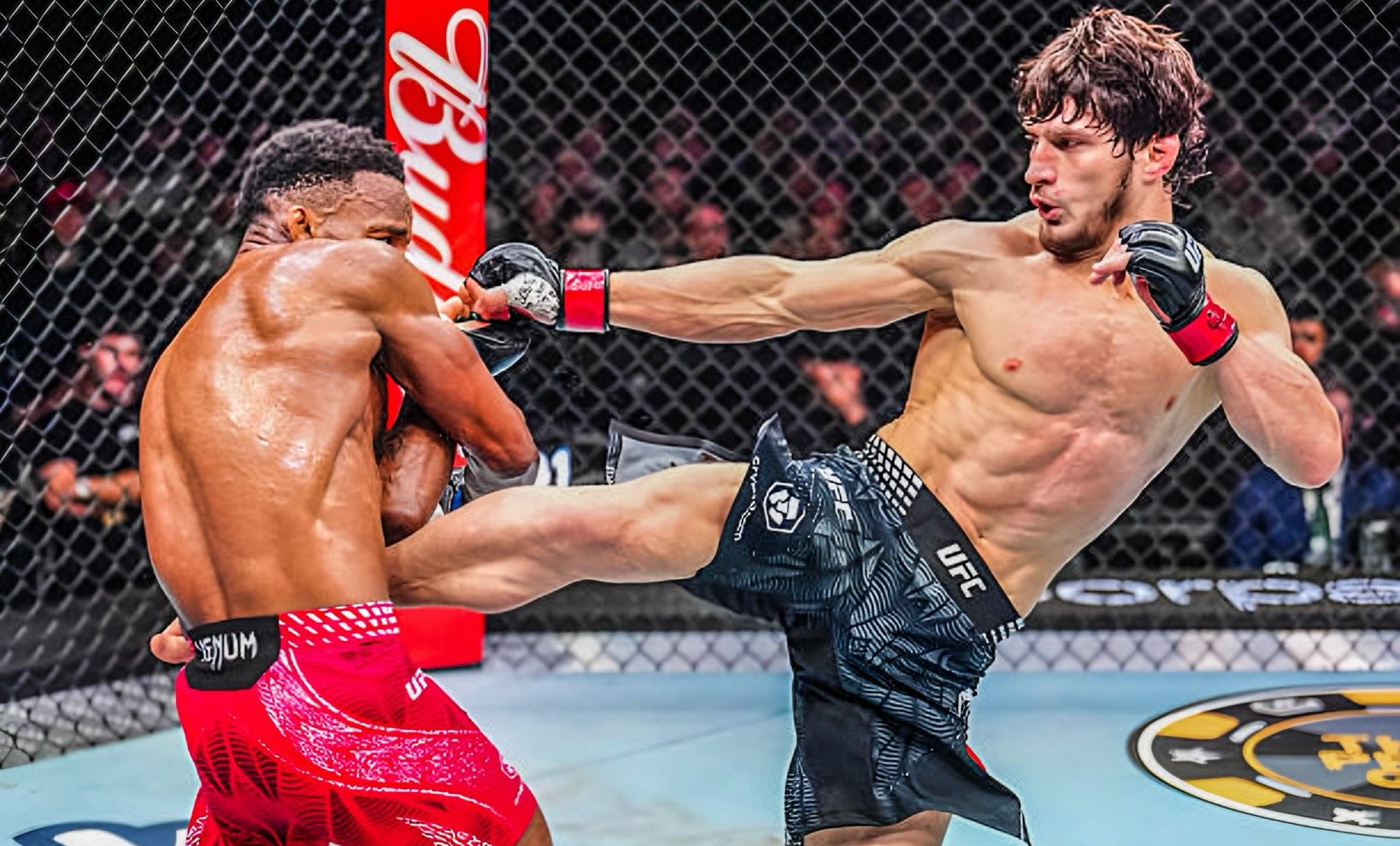 Evloev Conquista Londres: Una Victoria por Decisión que Abre la Puerta a Volkanovski