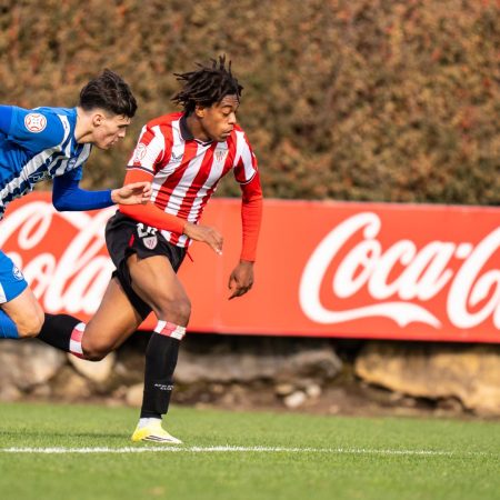 Athletic Juvenil Conquers the Division of Honor and Dreams of the Champions Cup