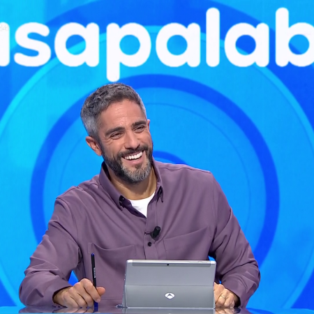 An Actor Confuses the Role of a Contestant in 'Pasapalabra' and Unleashes Laughter on the Set