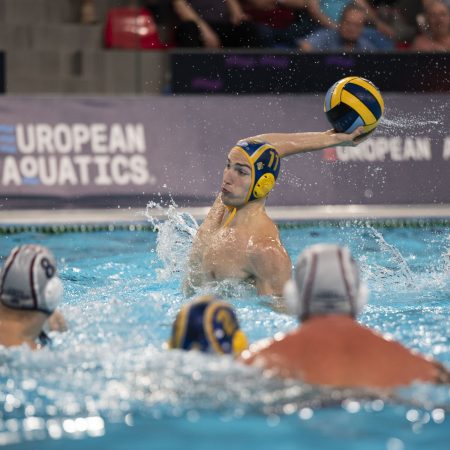 El Barceloneta busca sellar su pase a semifinales en un duelo clave ante Brescia