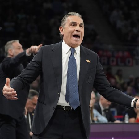 El Real Madrid se ahoga en la orilla: Scariolo, “cabreado” tras una derrota incomprensible contra Baskonia